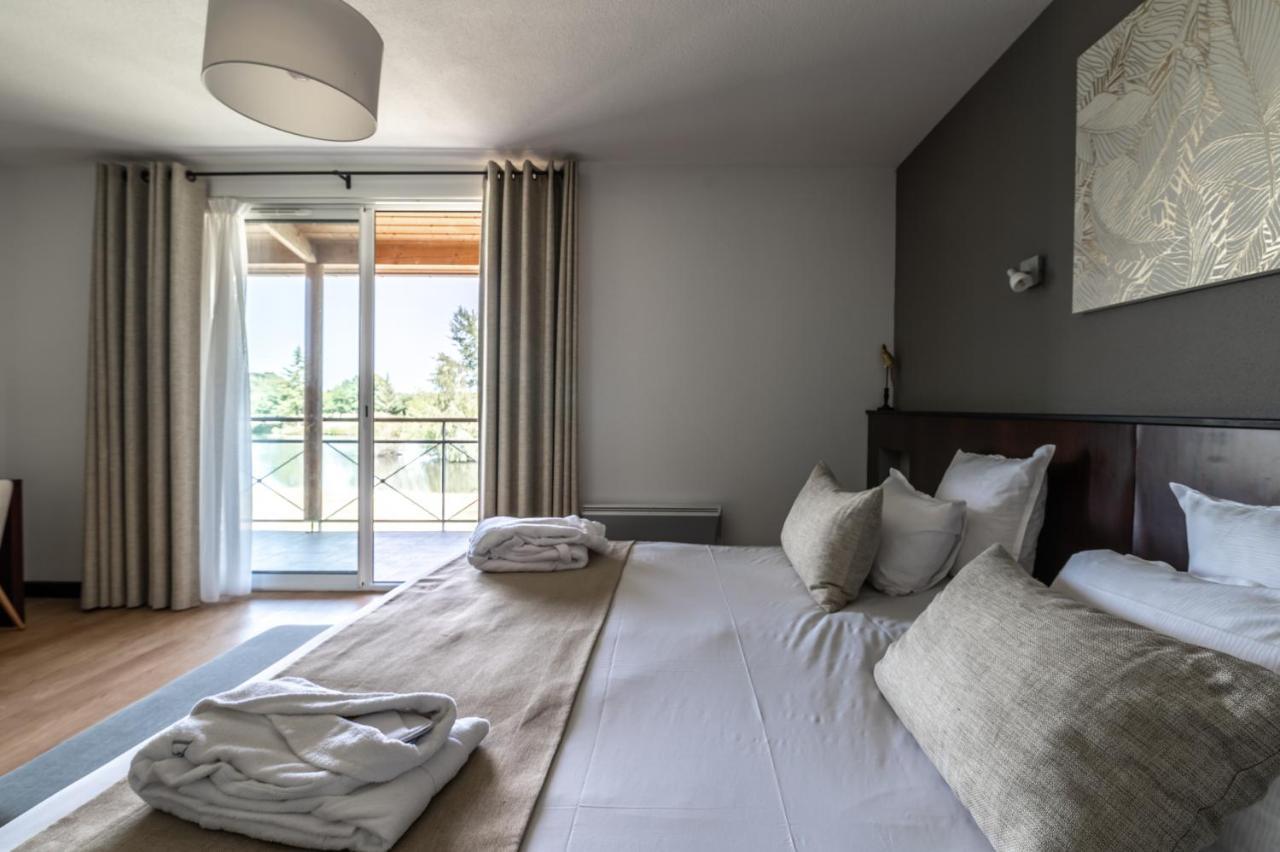 Domaine De Cice-Blossac, Resort Spa & Golf Bruz Exterior photo
