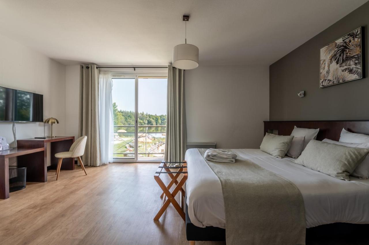 Domaine De Cice-Blossac, Resort Spa & Golf Bruz Exterior photo